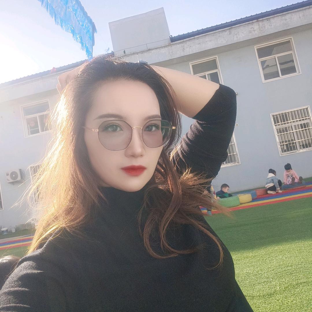 佳佳