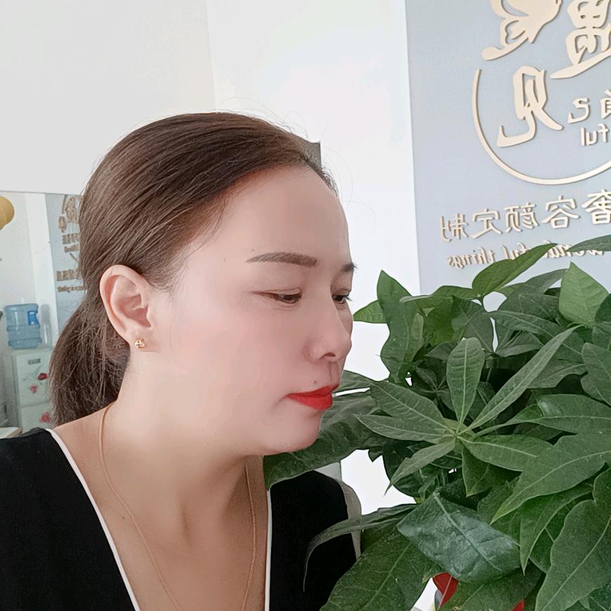 ꧁꫞꯭莲꧔ꦿ꧂