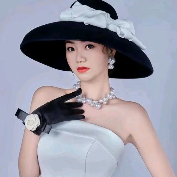 有人哄的人！才有资格哭