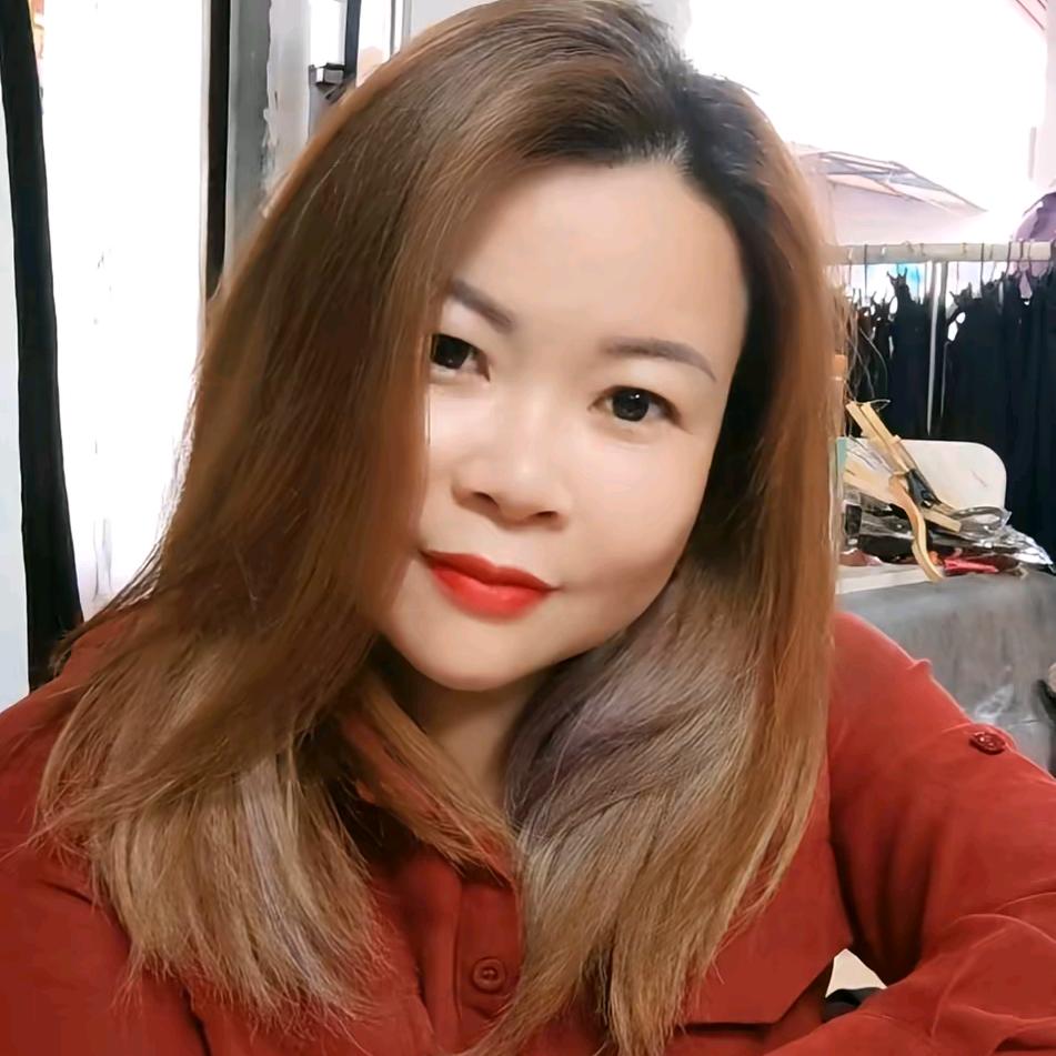 红红@