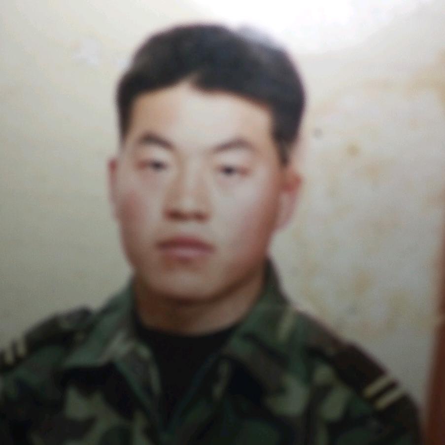 李小六