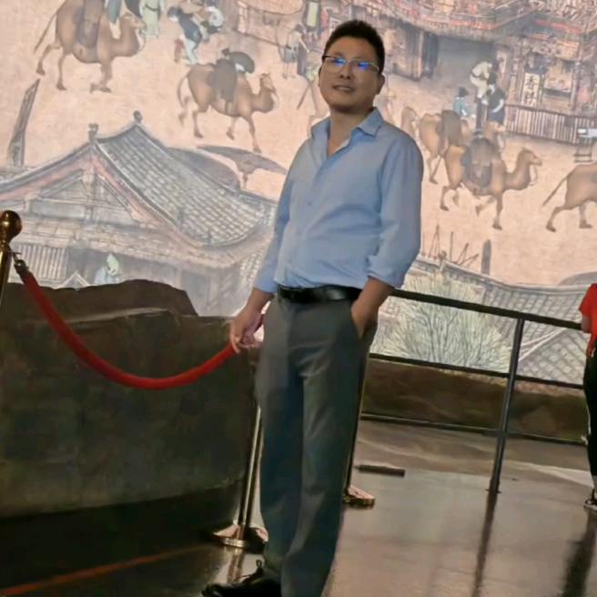 周龙二手广告设备