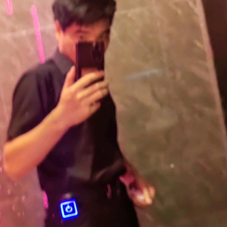 （小陈）