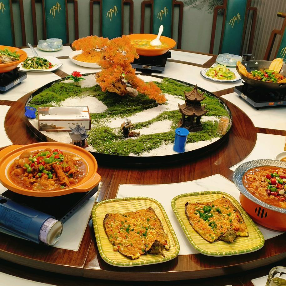 搂子饭店  烧烤  龙虾  铁板  锡纸