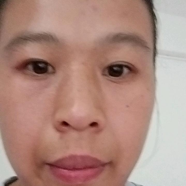 黄媛