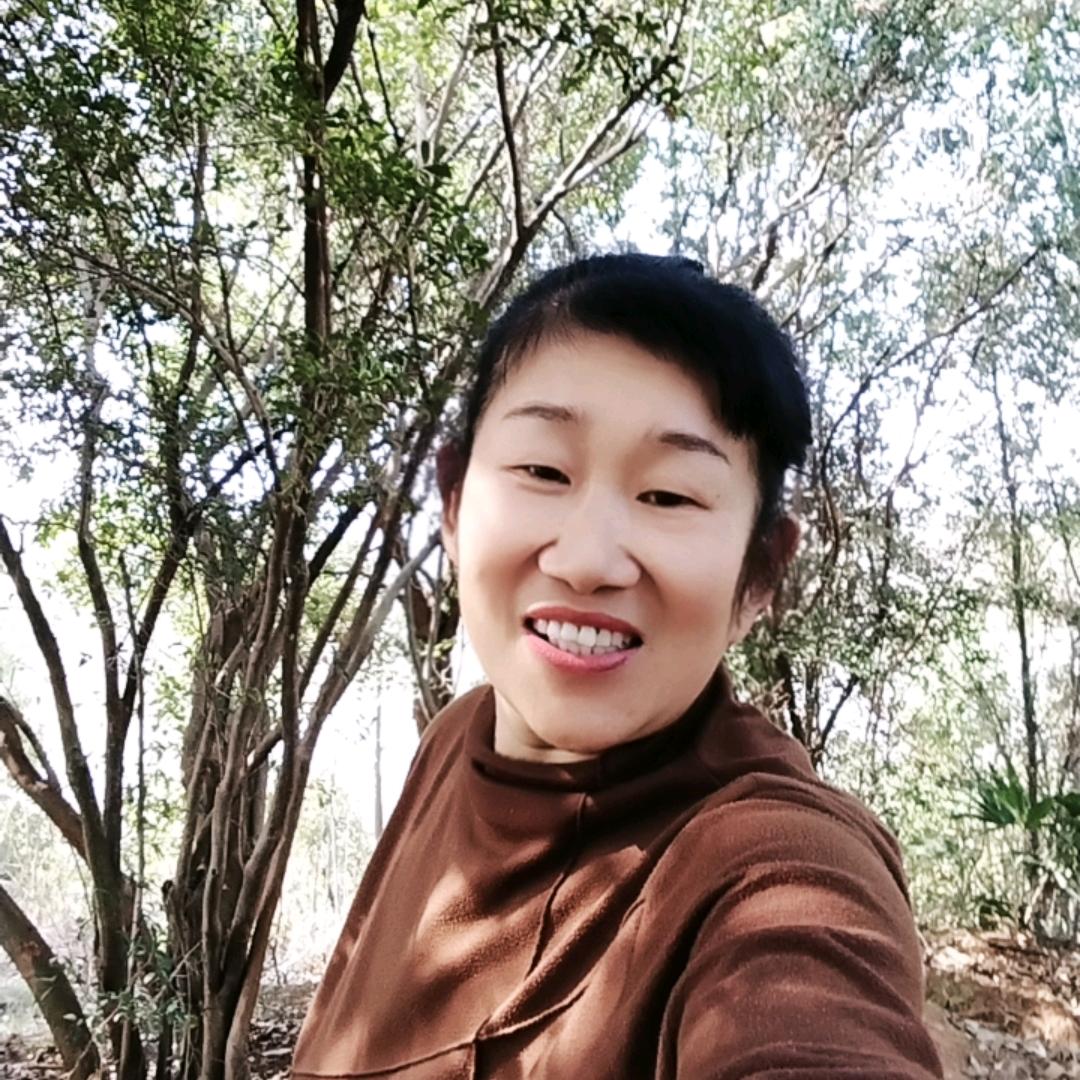 晓嫚捡山货