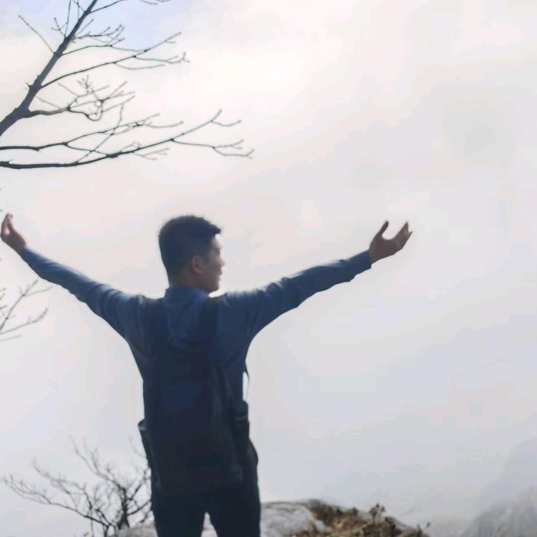 只有坚持