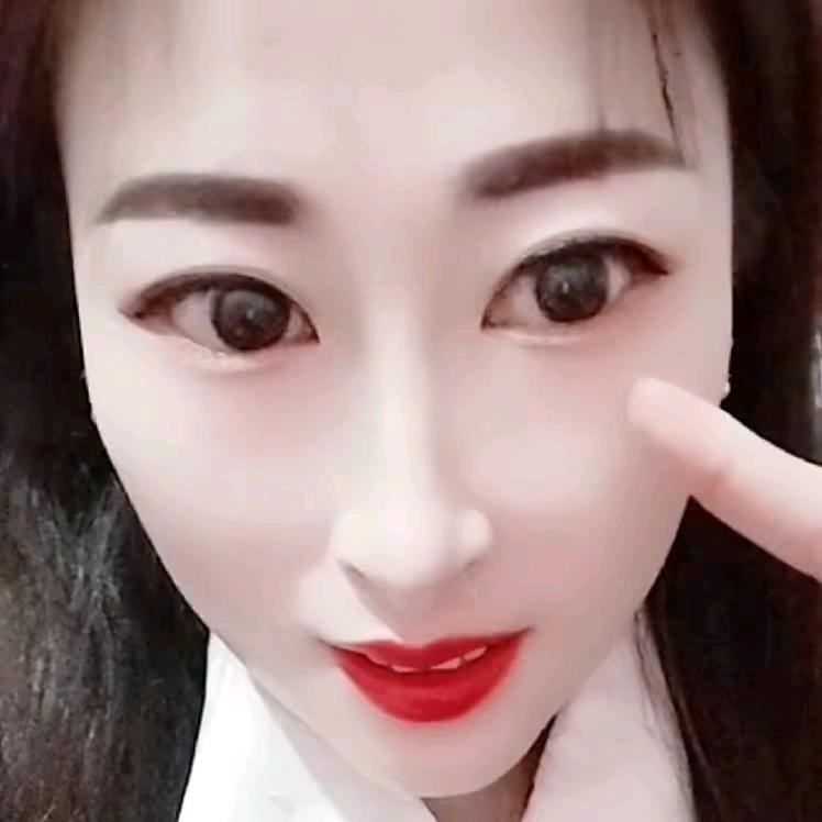 飞枯叶蝶