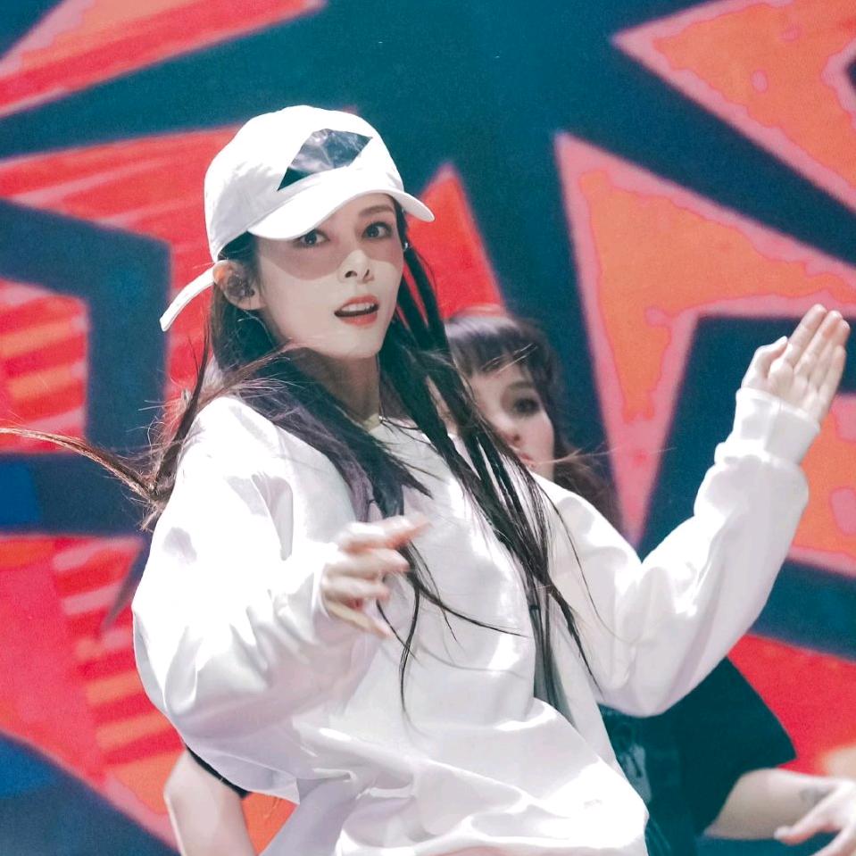 七夜雪（妥姐的全网唯一小祖宗）。