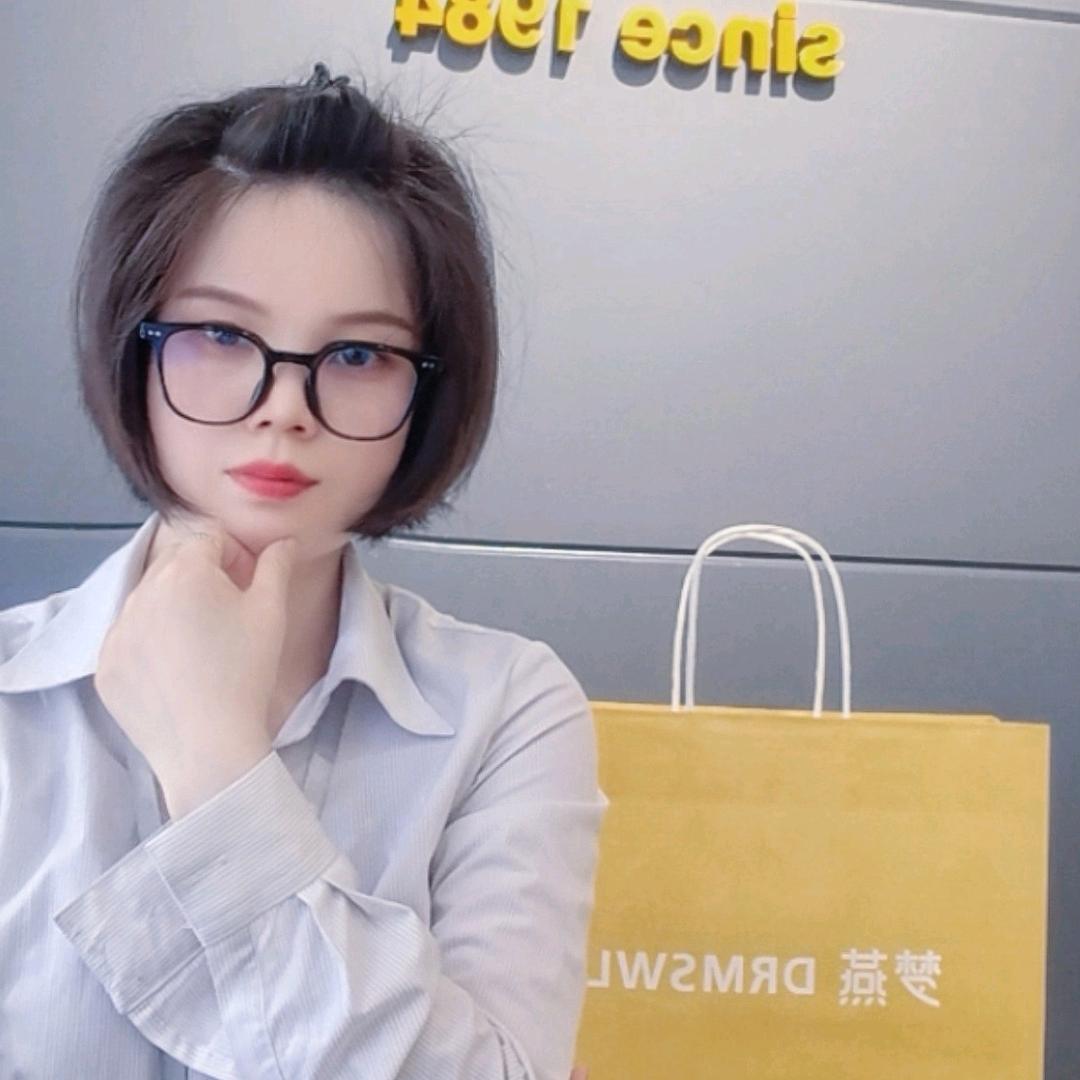 山观梦燕服装店