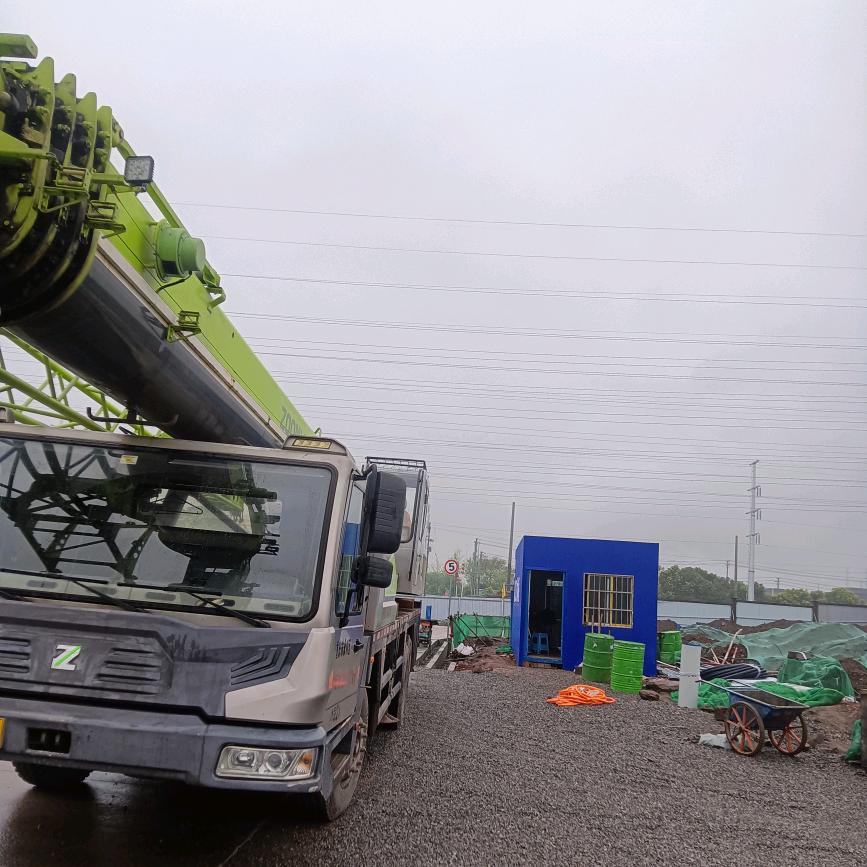 岳池吊车，岳池吊车出租公司12-130T