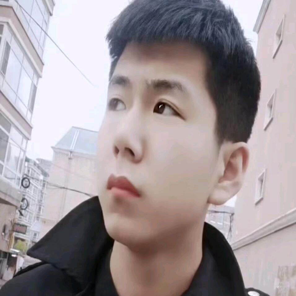 㣻罖