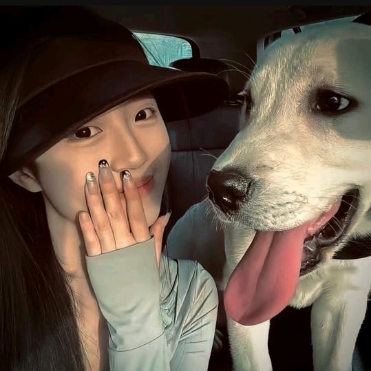 小皮🌈🌈