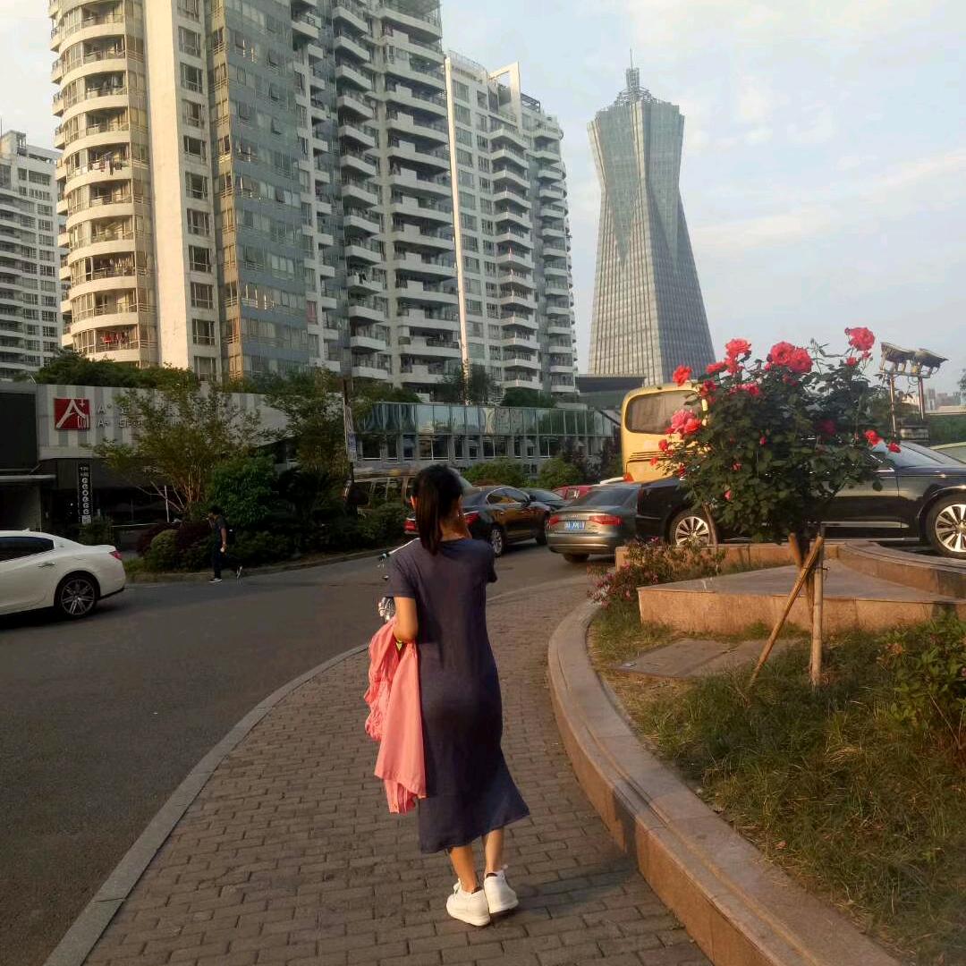 绿色