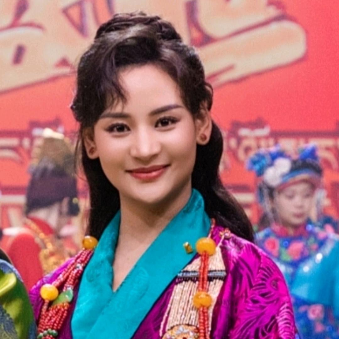 主持人 次仁央宗🪷