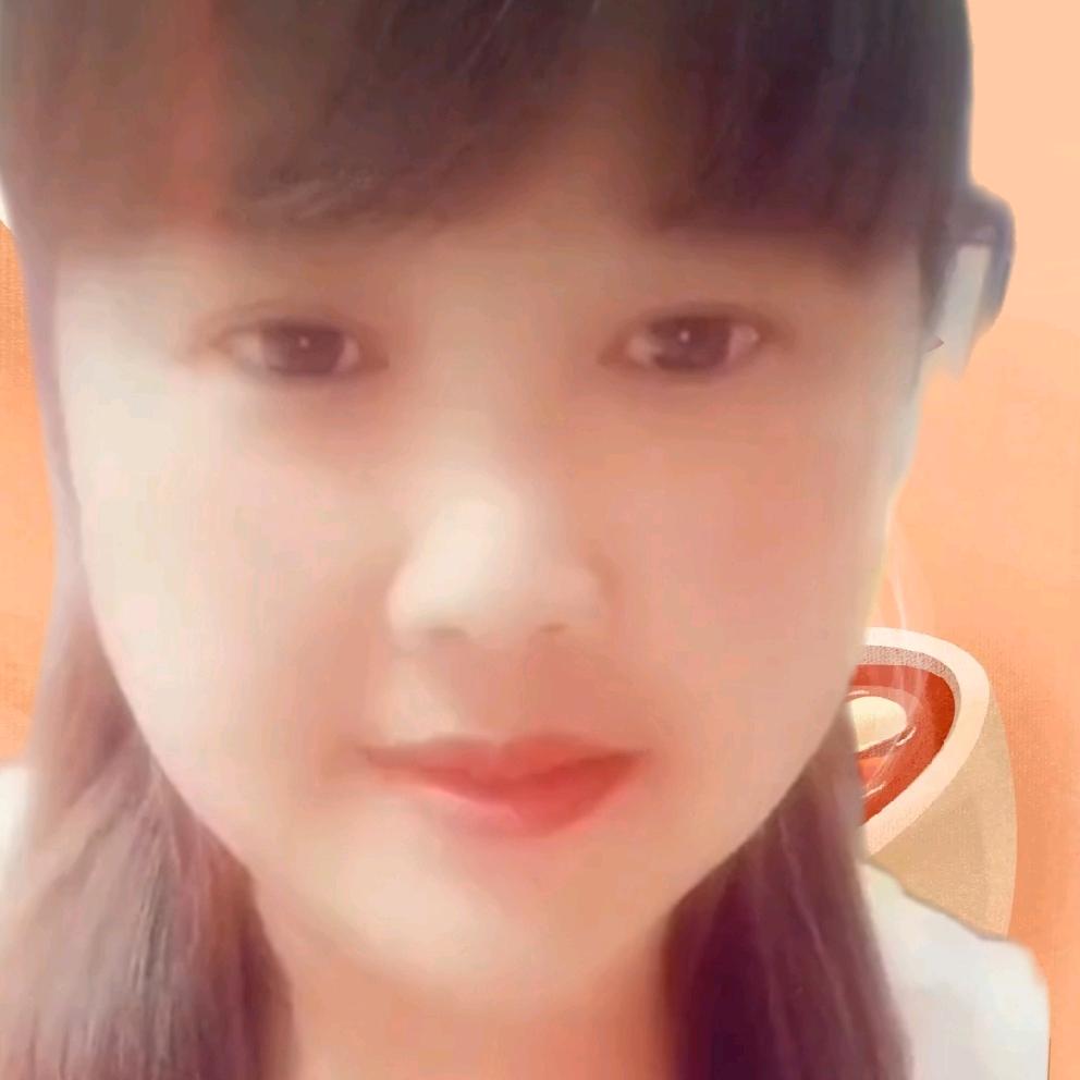 龚成英