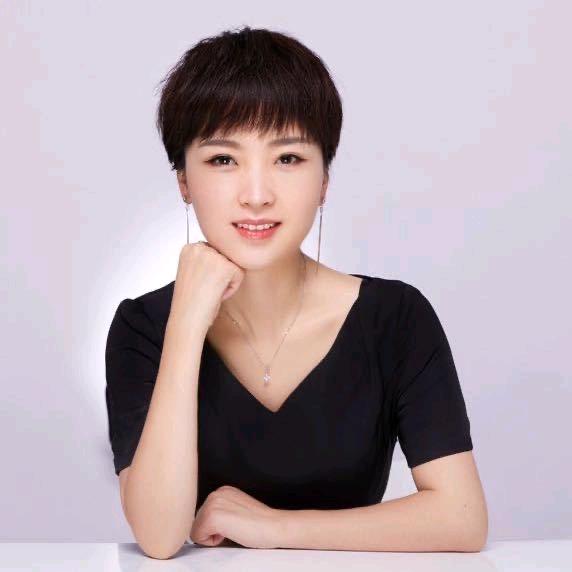 奕臻颜美妆