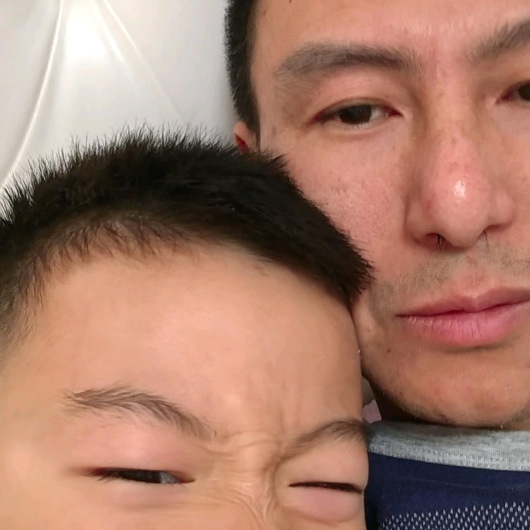 开心一家人！