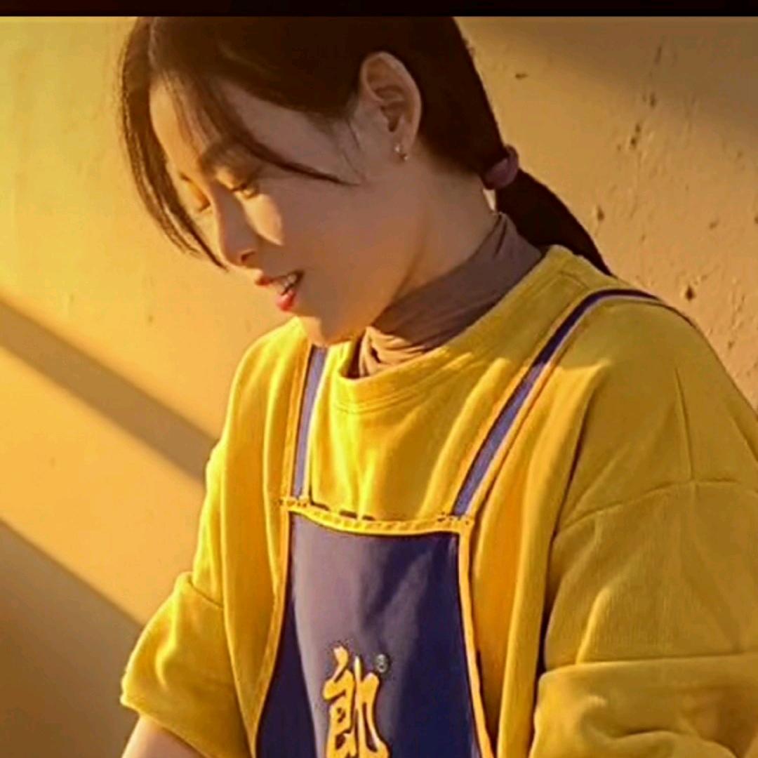 ε٩(᭄一纸红笺ල᭄