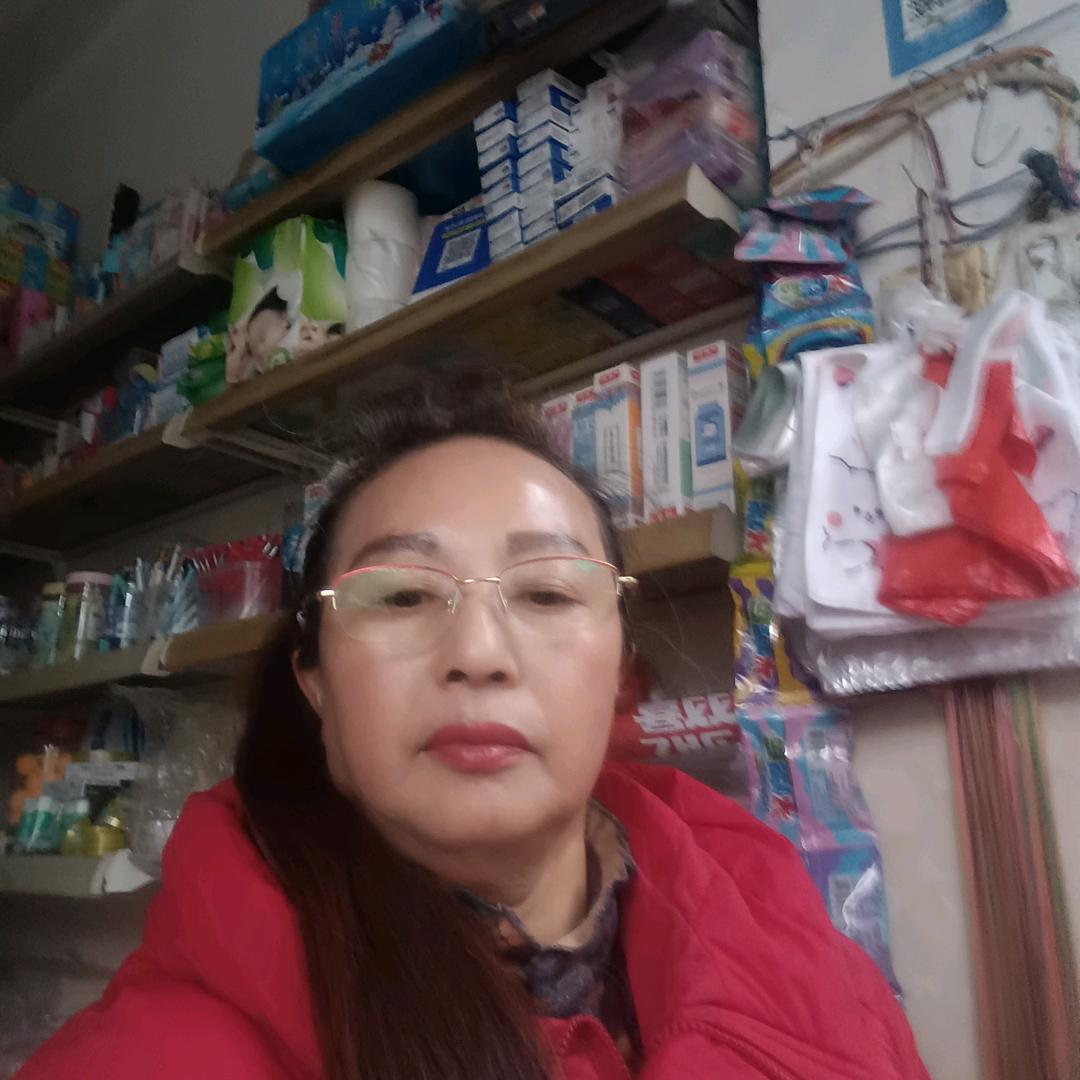 阿姐晚上九点开播