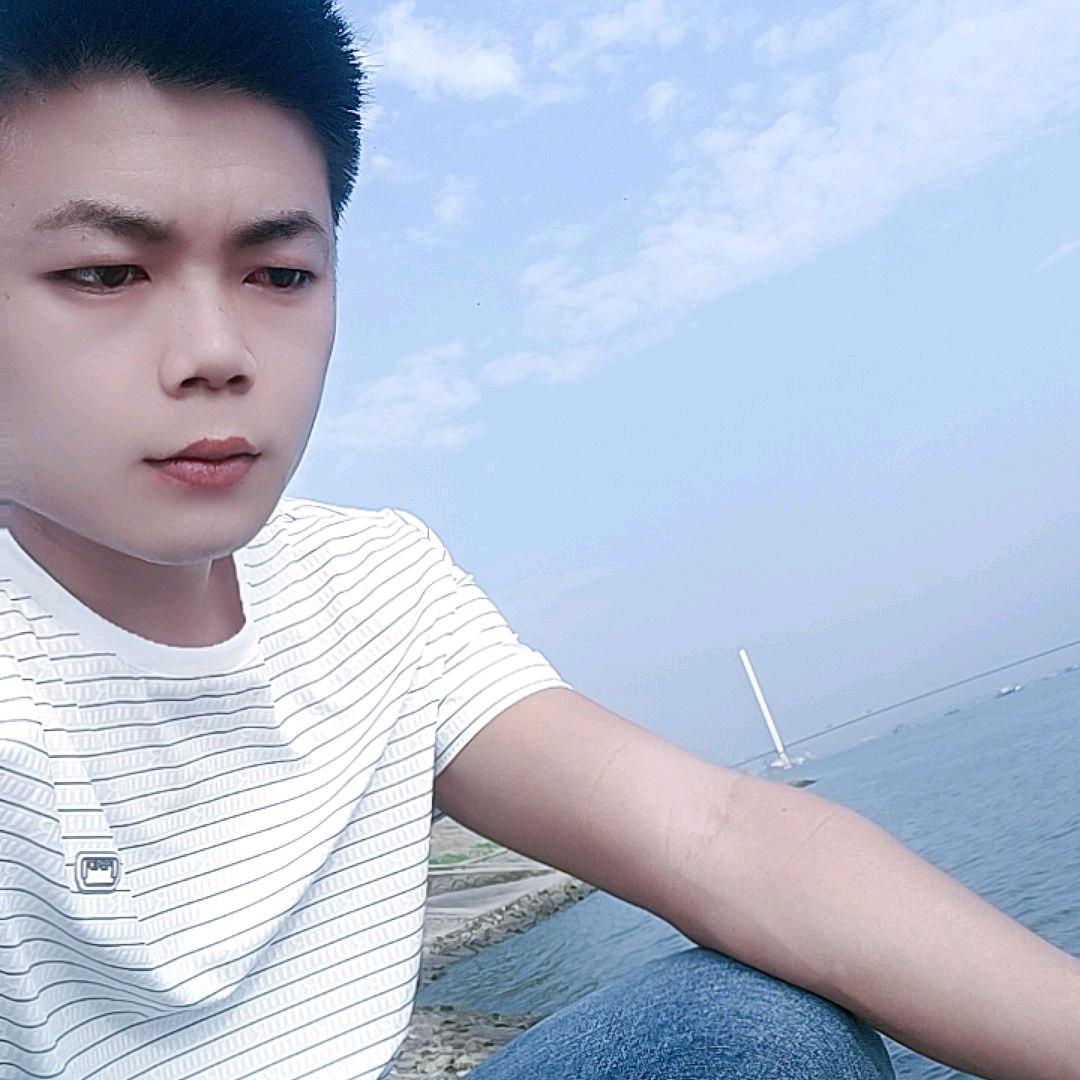 爱钓鱼的小哥哥🎣