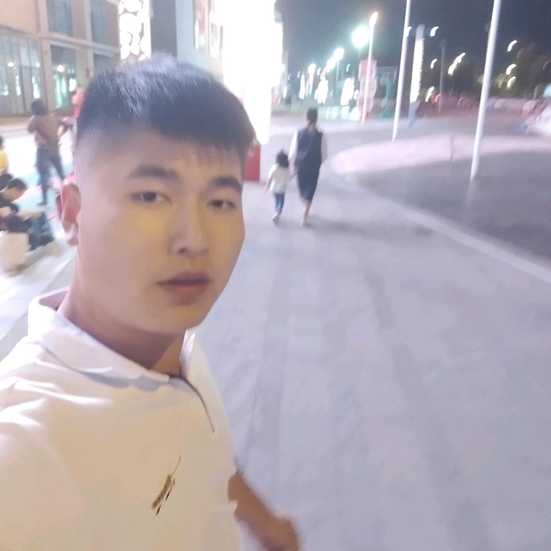 人生何处不相逢