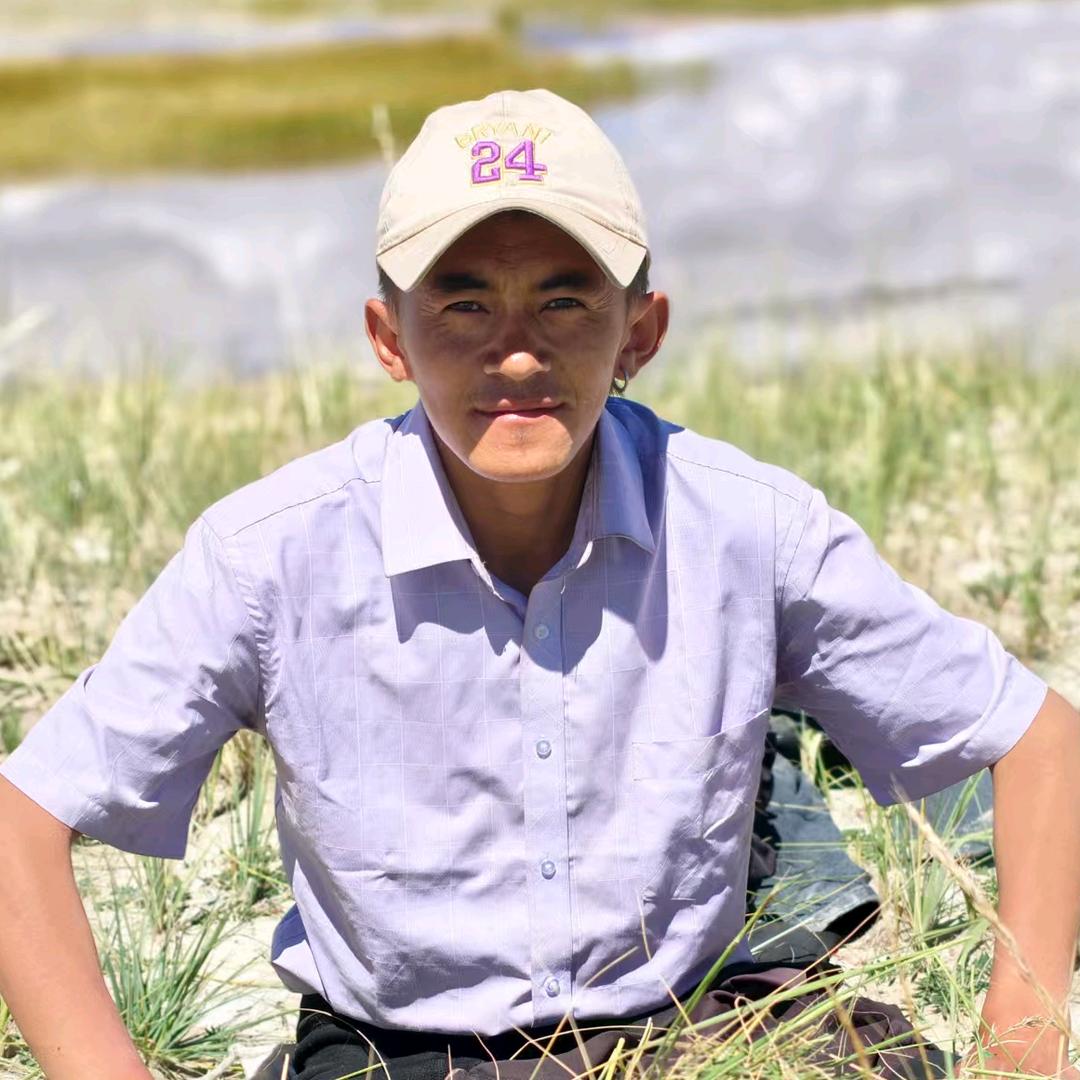 牧人   📿 ཧྲི་ 罗