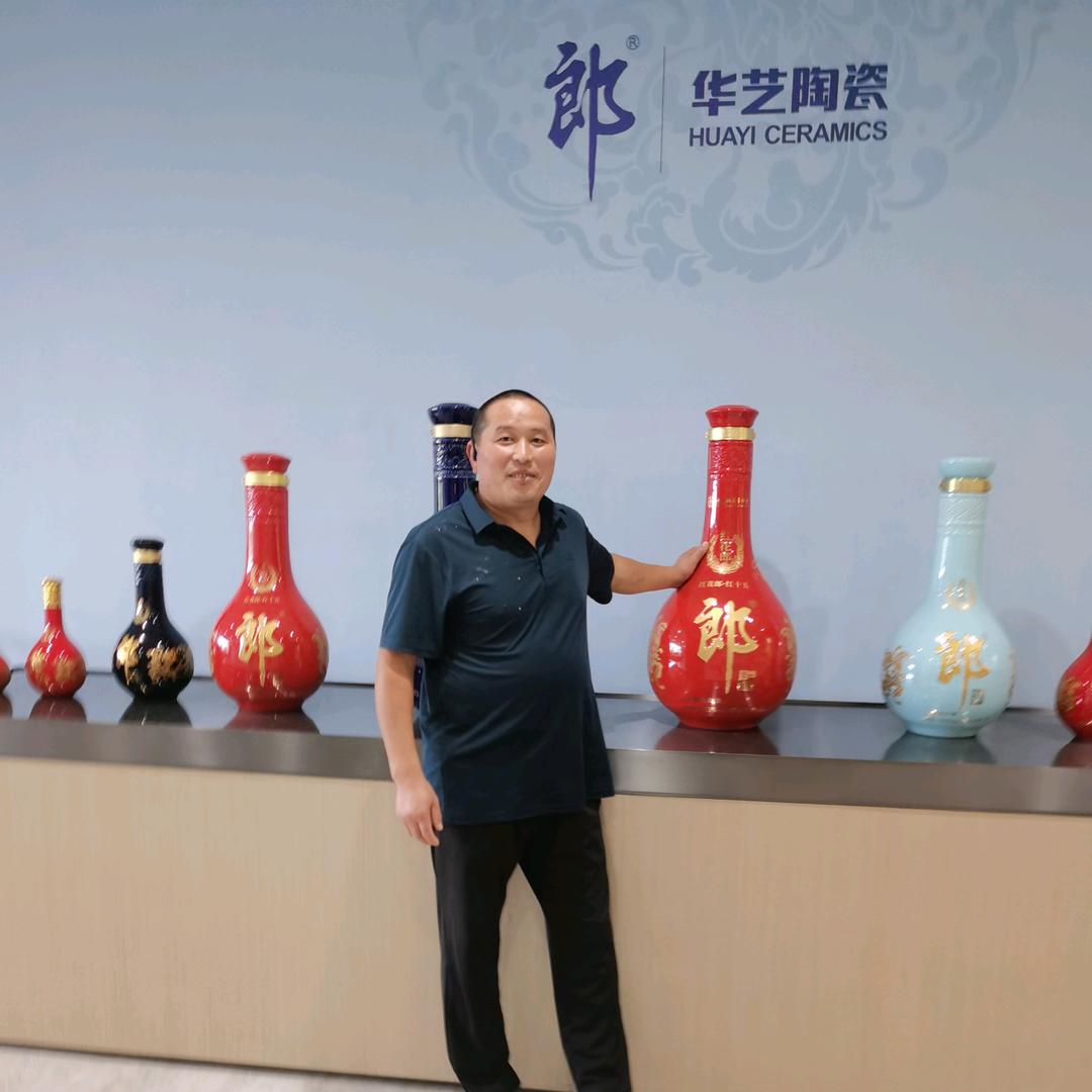 尹岗镇大众超市老堂名烟名酒，饭店送啤酒?