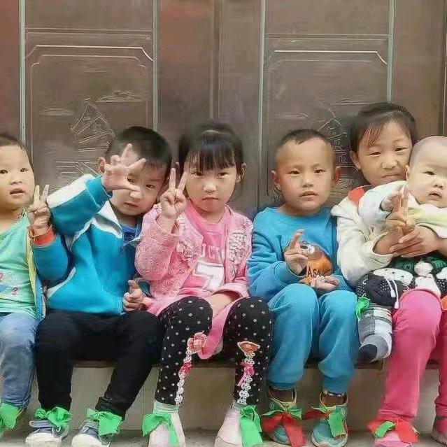 六个孙子的奶奶
