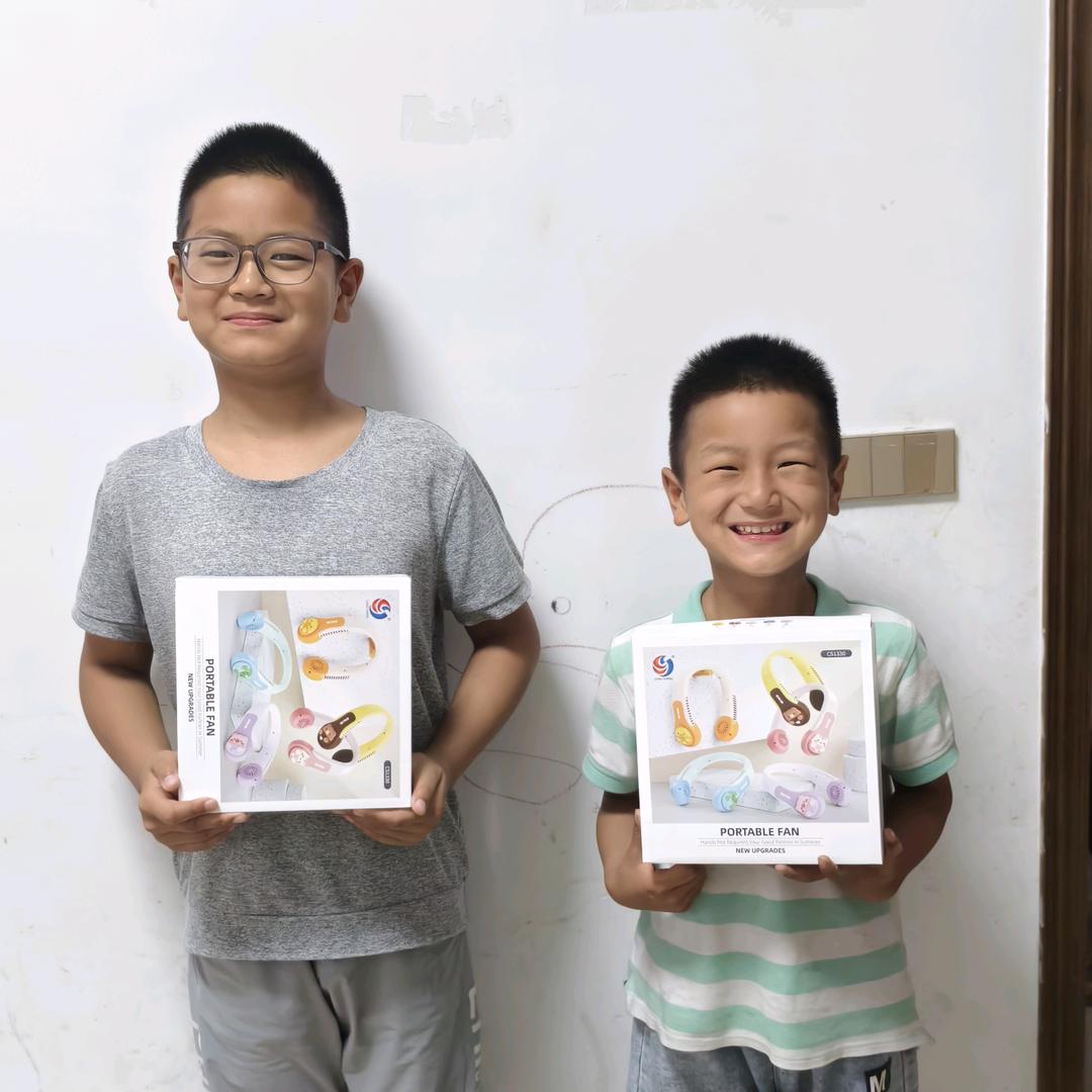 拥有俩小子的乐观派