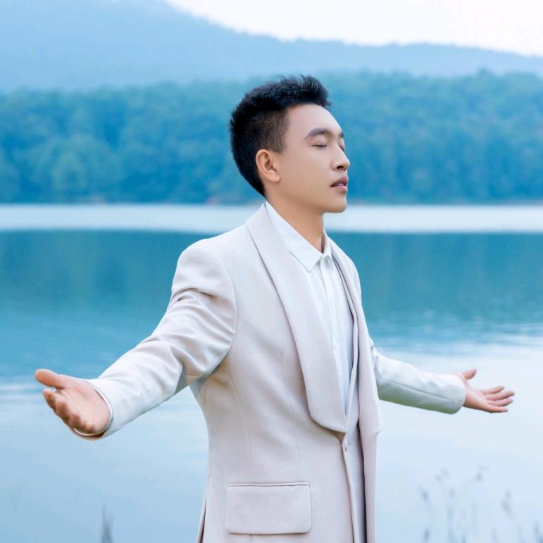 一壶浊酒დ尽余生