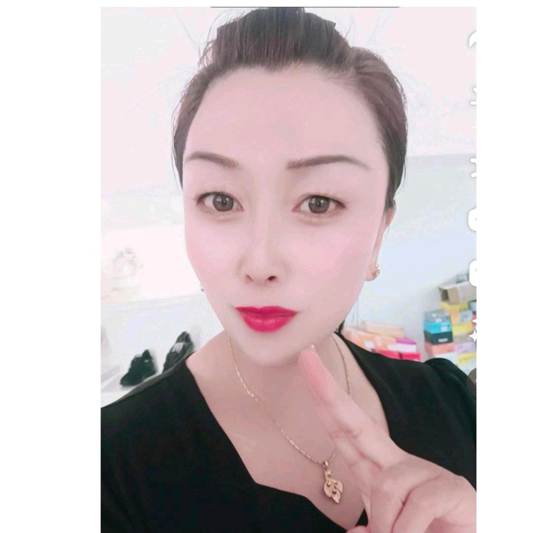古城西街亿家乐鞋城，
