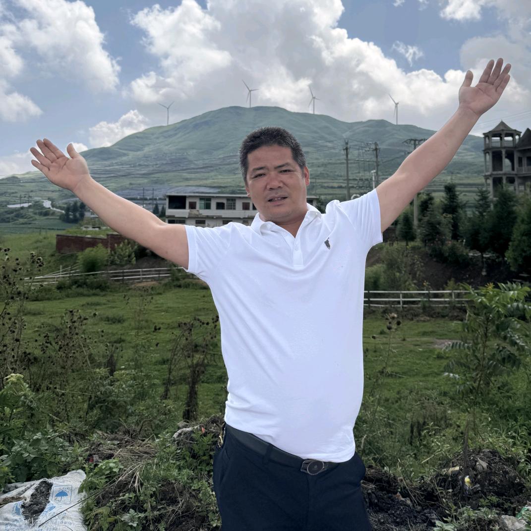 汤勇(专业彩钢棚，活动房)