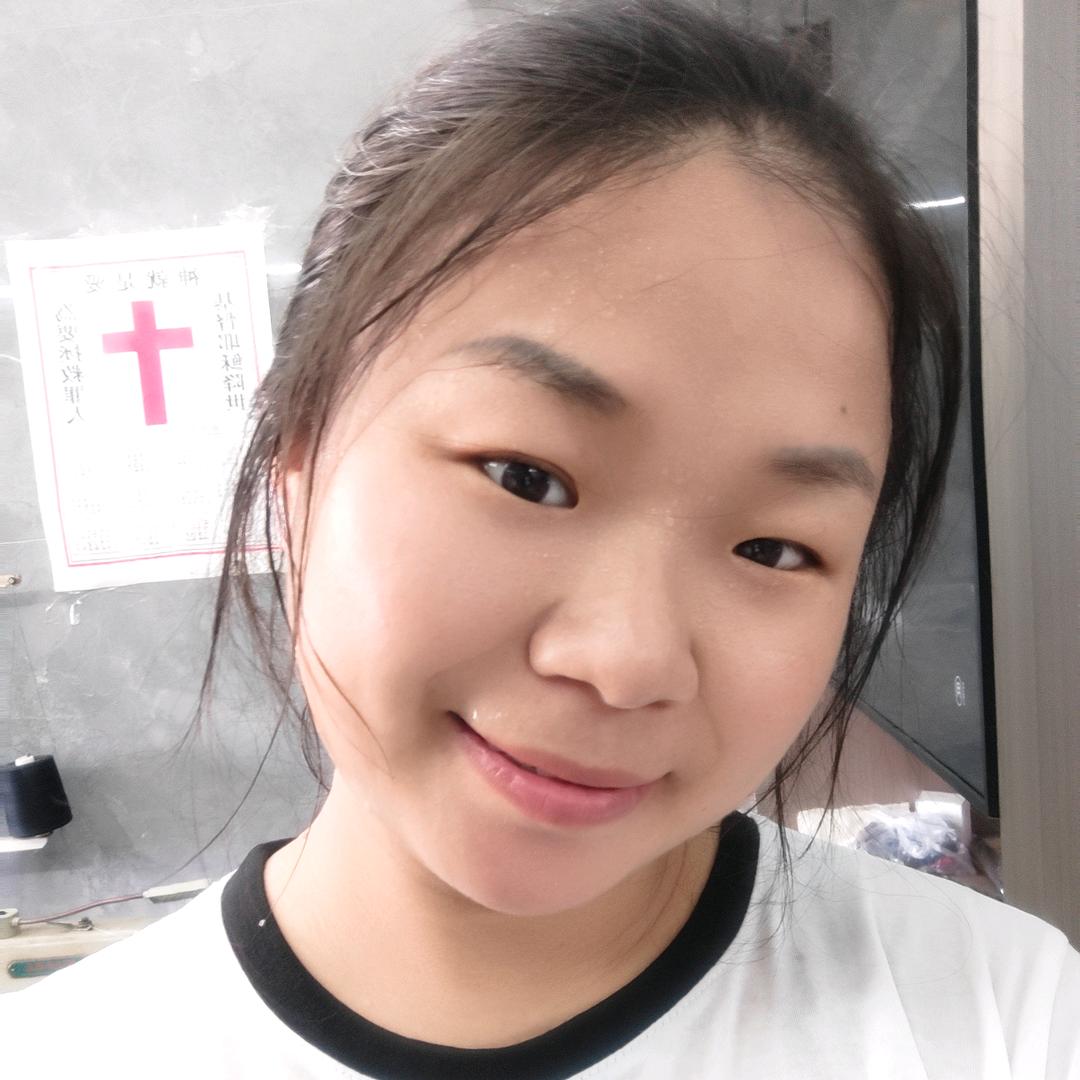 爱笑的思思