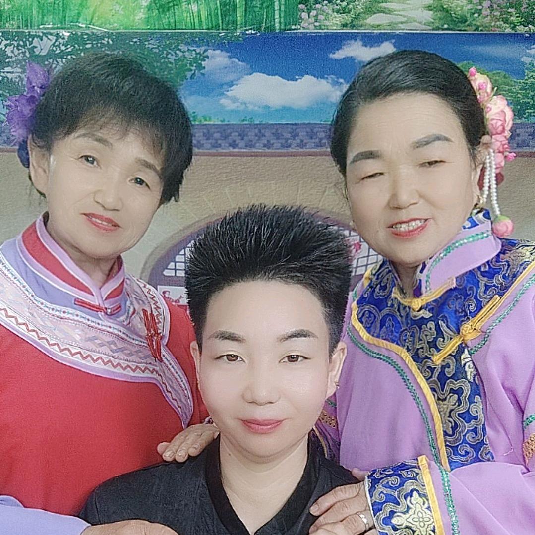 假小子【收徒】早晚八点半直播