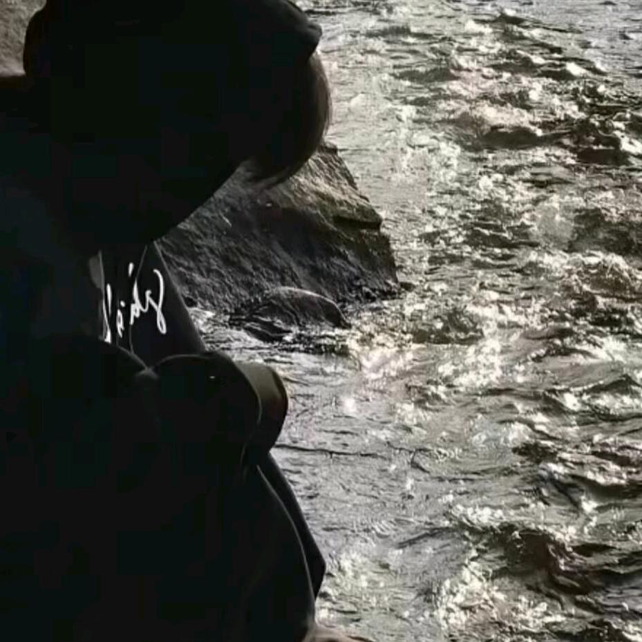 何卿安
