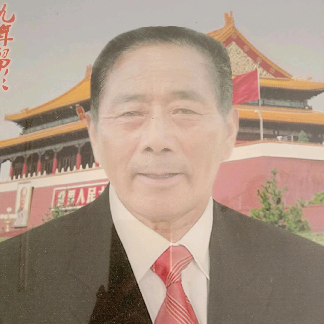 专注中老年旅游找王爱亚(江苏云鼎国际)