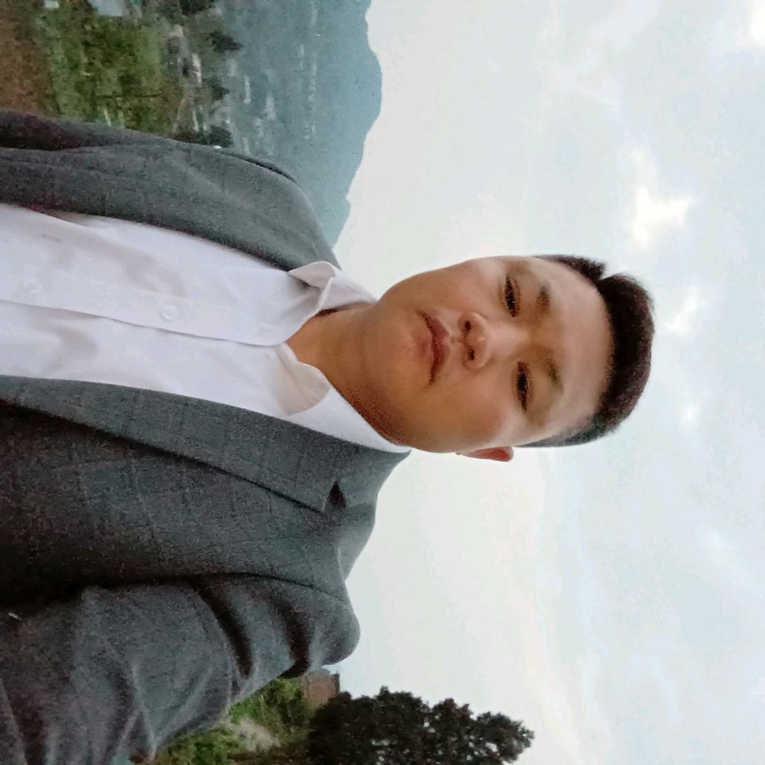 袁波