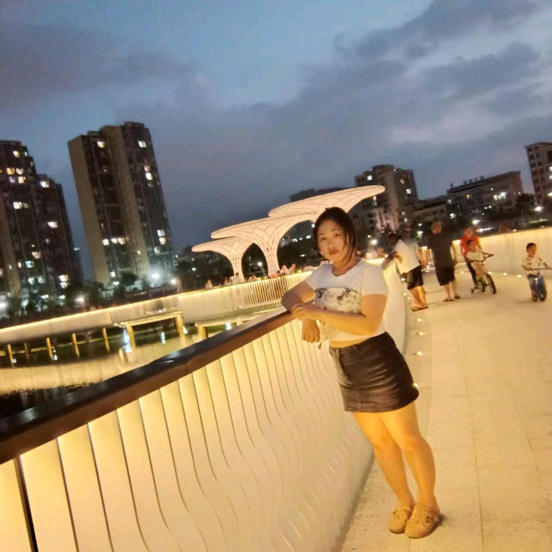 💕苗苗妹💞拒绝私聊。