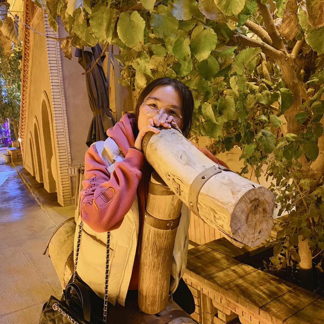 贩卖美好的猪猪侠