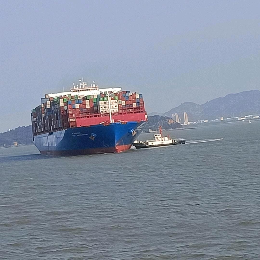 大海蓝天
