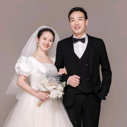 湖北红宁夫妇