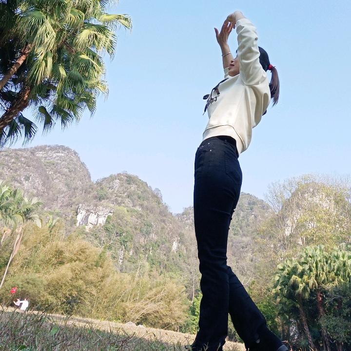 ℋ雨ღಠ后✨彩᭄虹💞࿐