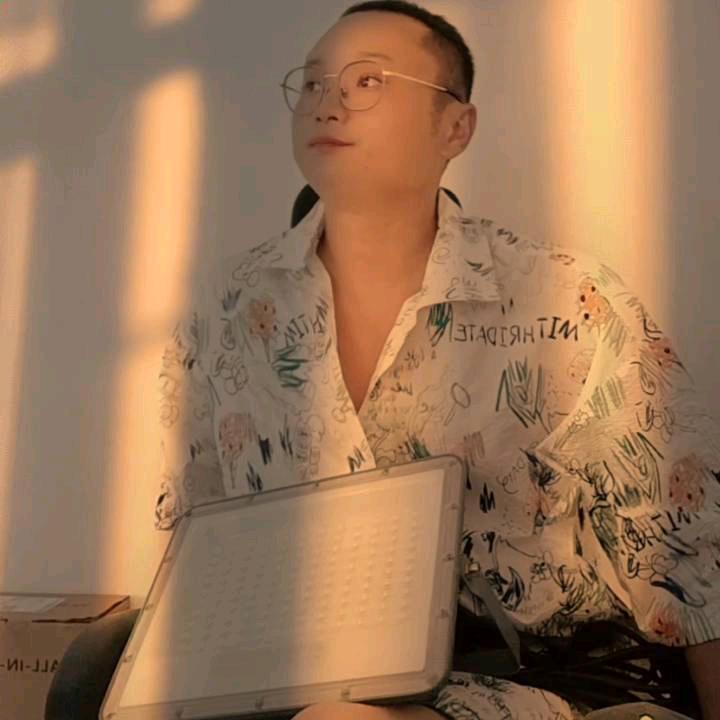 小宏灯具服务