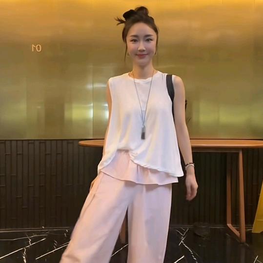 珺珺小号穿搭分享