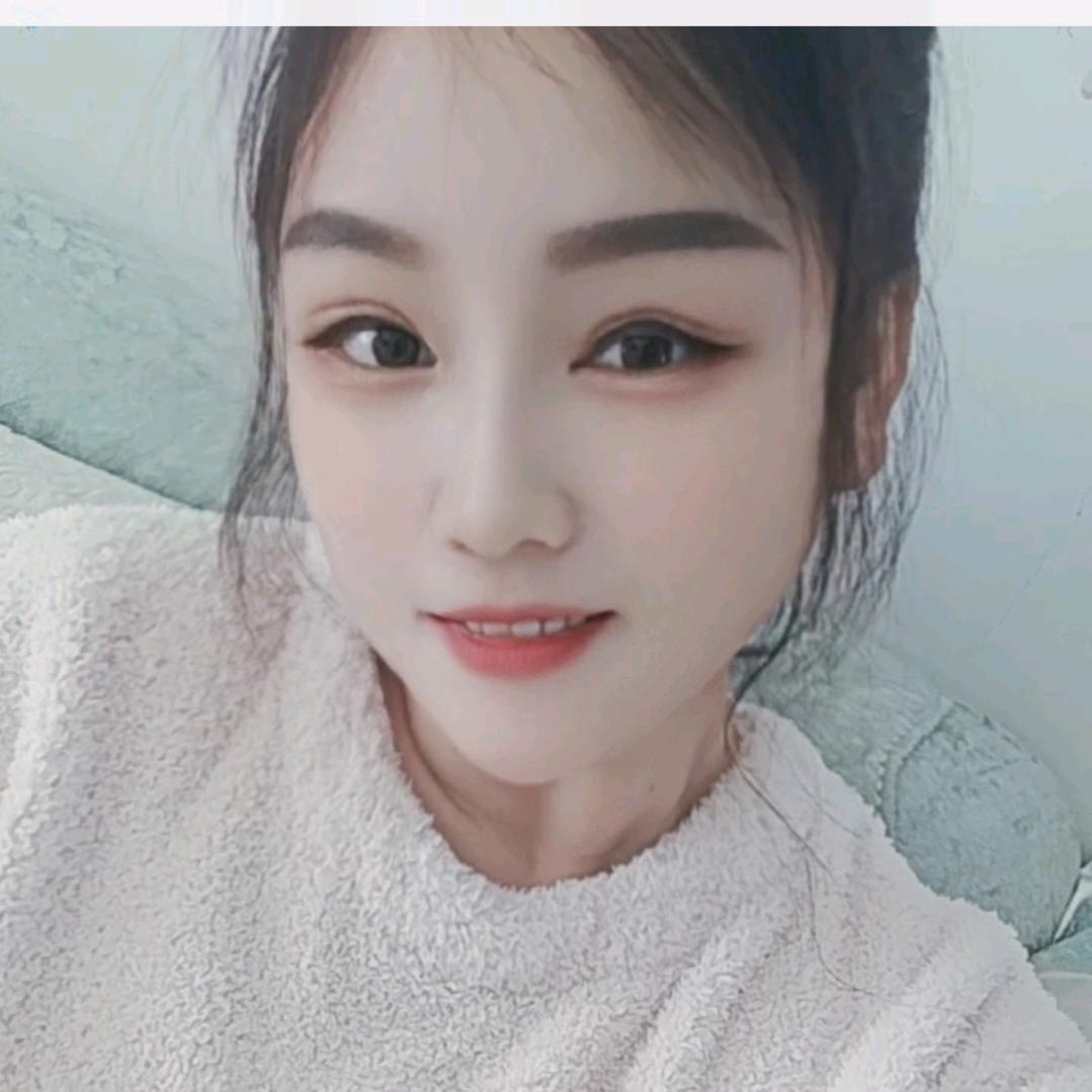 伊❣️恋💫
