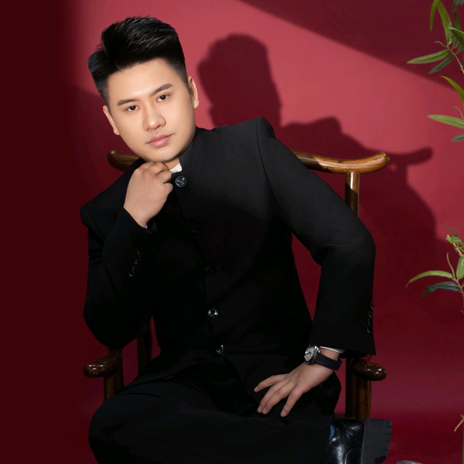 慕斯（优赞真商 ）🐍