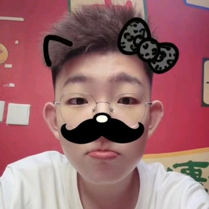 小沐爱吃糖