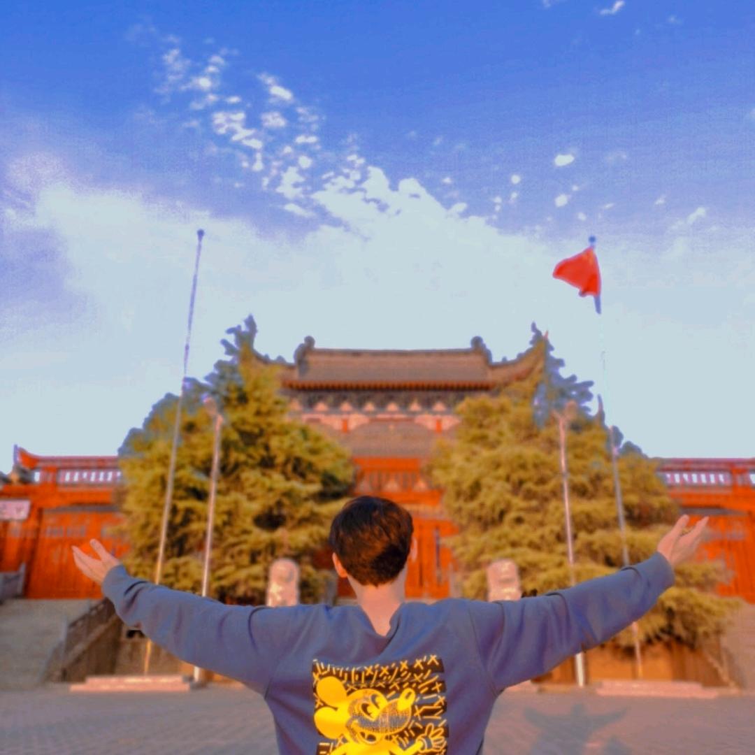 亿源地产李一
