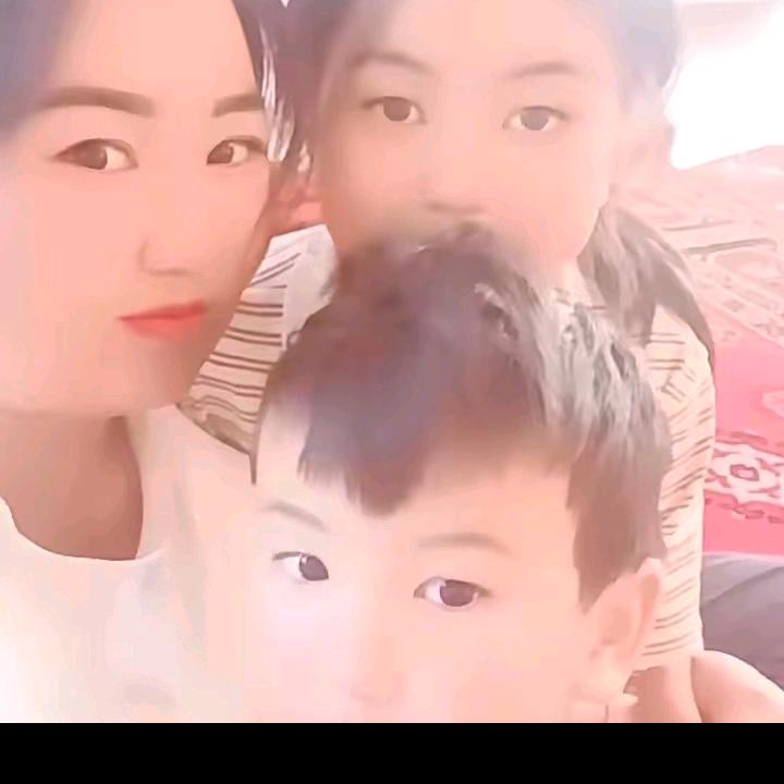 乔丽